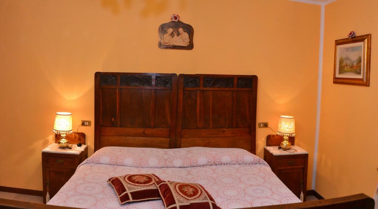 בוסטו B&B Il Pavone מראה חיצוני תמונה